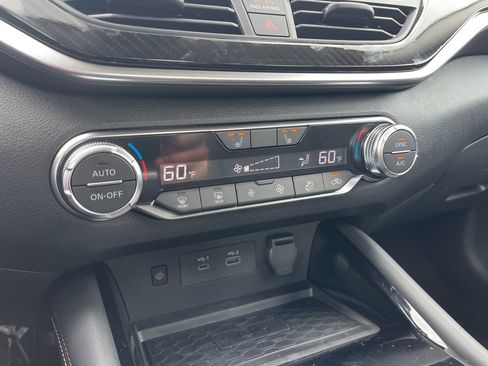 New 2025 Nissan Altima 2.5 SR w/ SR Premium Package image 10