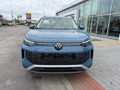 New 2026 Volkswagen Tiguan SE AWD/4WD image 2