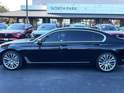 Used 2017 BMW 750i 750i image 5