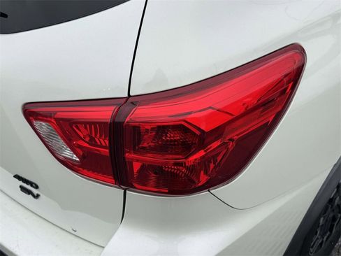 Used 2020 Nissan Pathfinder SV w/ Rock Creek Edition image 10