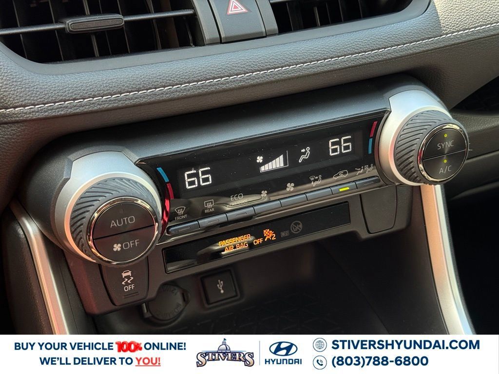 Used 2021 Toyota RAV4 XLE w/ Convenience Package AWD/4WD image 36