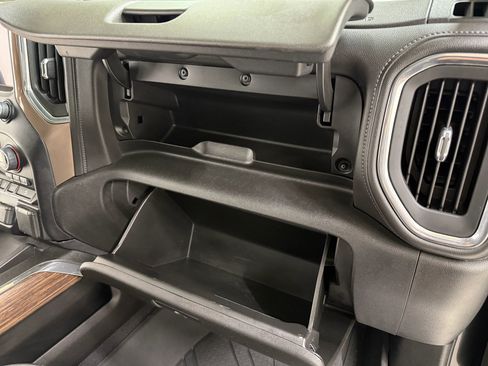 Used 2022 Chevrolet Silverado 2500 High Country w/ Technology Package image 24