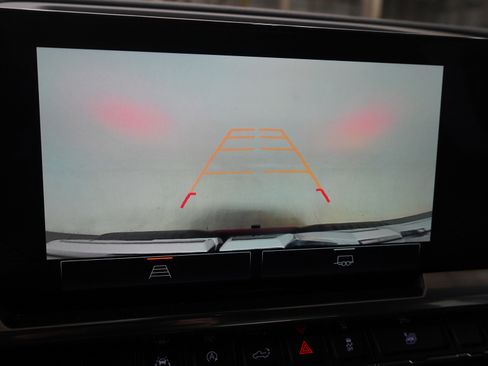 Used 2022 GMC Sierra 1500 Elevation image 28