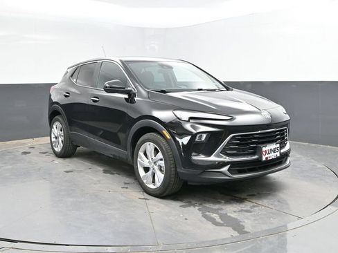 Used 2025 Buick Encore GX Preferred FWD image 4