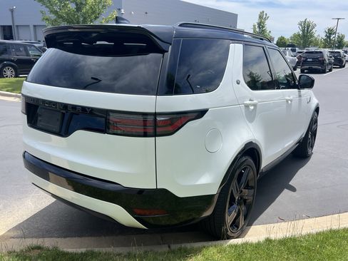 Certified 2025 Land Rover Discovery Dynamic SE AWD/4WD image 7