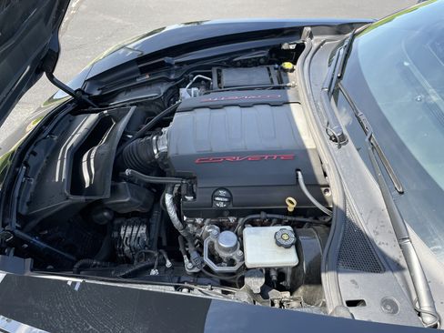Used 2016 Chevrolet Corvette Stingray Coupe w/ Carbon Flash Badge Package RWD image 23