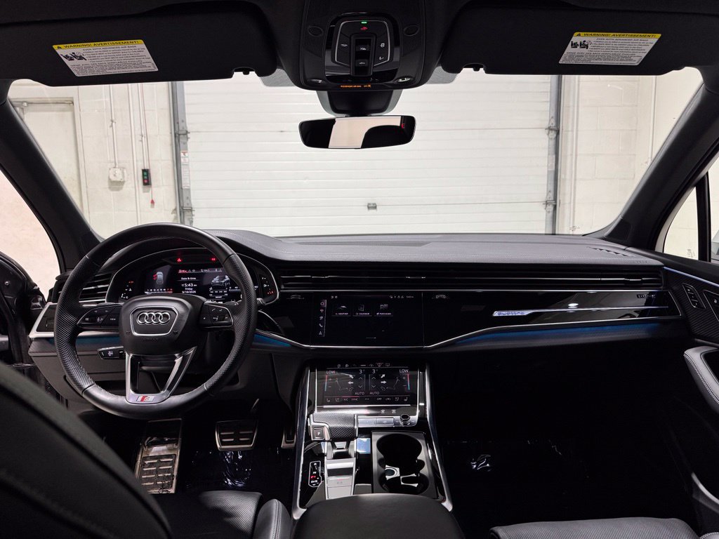 Used 2025 Audi SQ7 Prestige AWD/4WD image 29