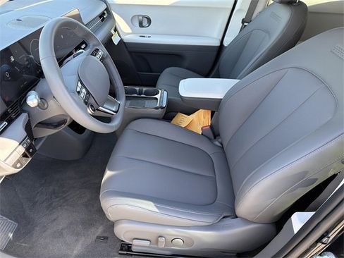 New 2026 Hyundai Ioniq 5 SEL image 9
