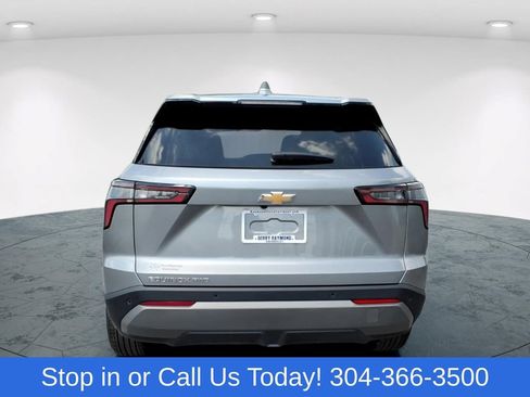 Used 2026 Chevrolet Equinox LT AWD/4WD image 5