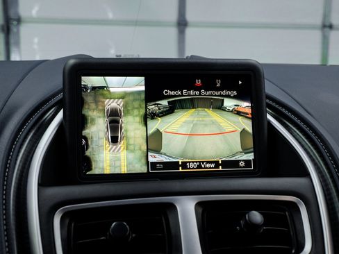 Used 2018 Aston Martin DB11 V12 image 30