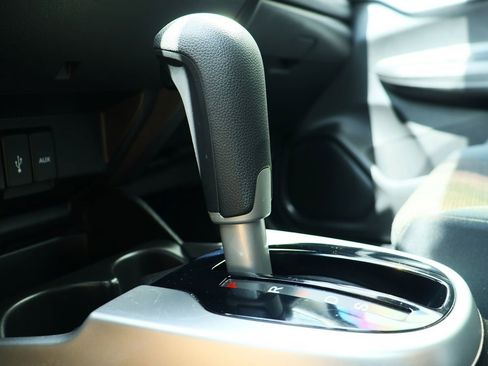 Used 2017 Honda Fit LX image 49