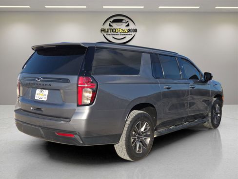 Used 2021 Chevrolet Suburban Z71 image 7