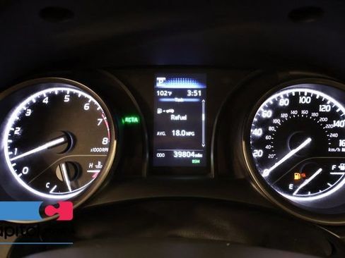 Used 2023 Toyota Camry SE w/ Cold Weather Package FWD image 20