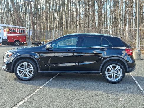 Used 2020 Mercedes-Benz GLA 250 4MATIC image 4