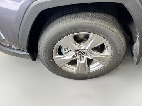 Used 2025 Toyota RAV4 XLE w/ Convenience Package FWD image 14