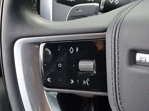 Used 2023 Land Rover Range Rover SE image 23