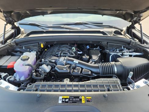 New 2025 Jeep Grand Cherokee L Altitude image 22