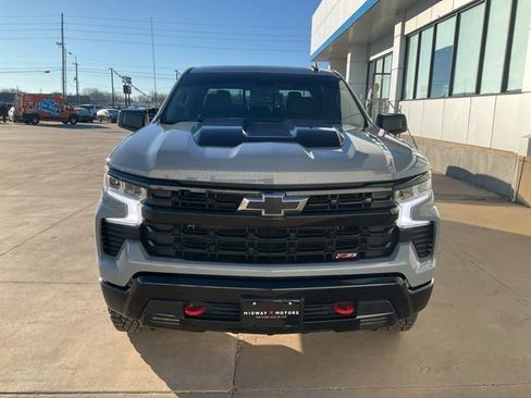 Used 2024 Chevrolet Silverado 1500 LT Trail Boss w/ Convenience Package II image 41