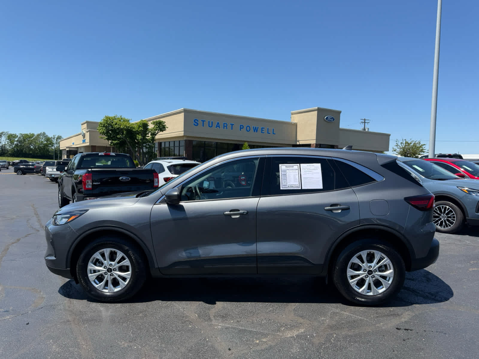 Used 2023 Ford Escape Active w/ Tech Pack #2 AWD/4WD image 24