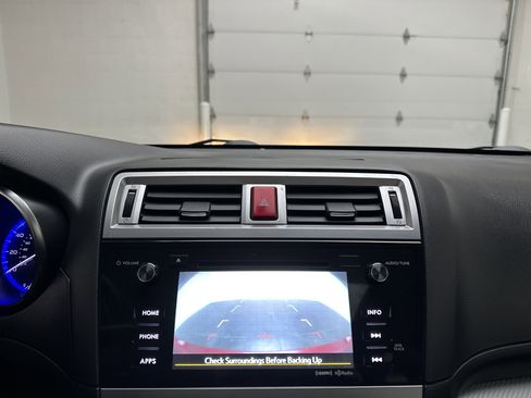 Used 2015 Subaru Legacy 2.5i Premium w/ Moonroof Package image 29