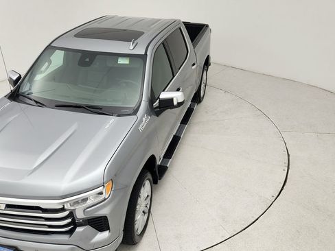 New 2026 Chevrolet Silverado 1500 High Country w/ High Country Premium Package AWD/4WD image 14
