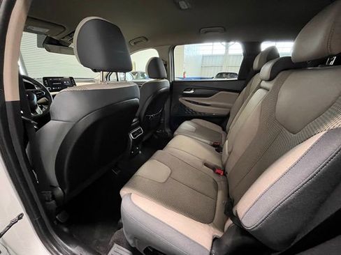 Used 2023 Hyundai Santa Fe SE image 15