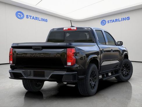 Used 2026 Chevrolet Colorado W/T w/ WT Custom Package image 4