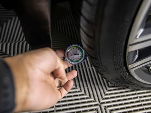 Used 2023 BMW 330e w/ Driving Assistance Package image 45