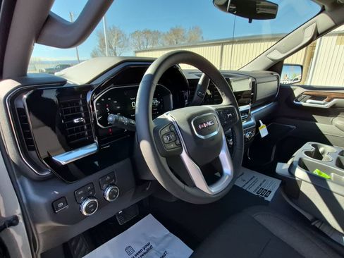 New 2026 GMC Sierra 1500 SLE w/ X31 Off-Road Package image 19