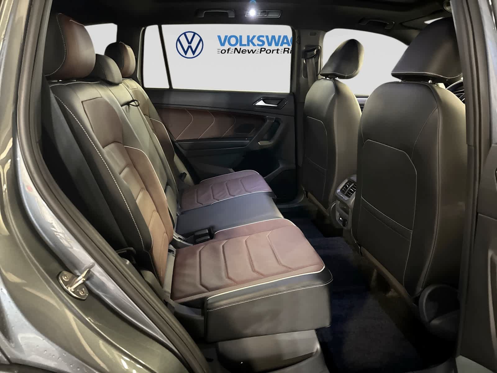 Used 2024 Volkswagen Tiguan SEL R-Line AWD/4WD image 26