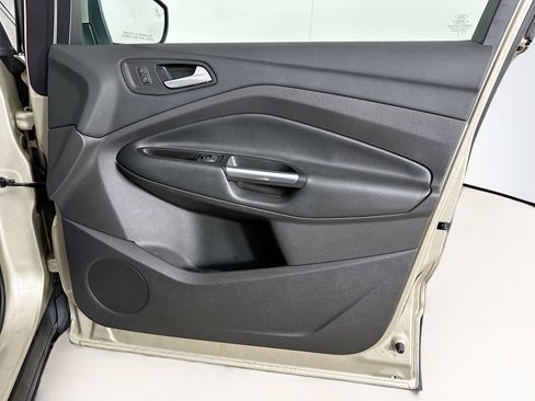 Used 2017 Ford Escape Titanium w/ Equipment Group 301A image 31