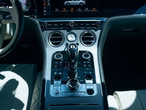 Used 2023 Bentley Continental GT Mulliner AWD/4WD image 33