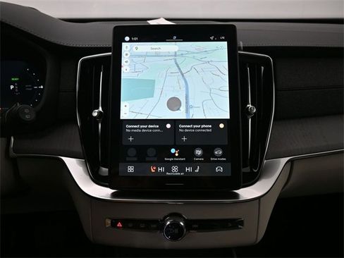 New 2026 Volvo XC90 T8 Ultra image 13