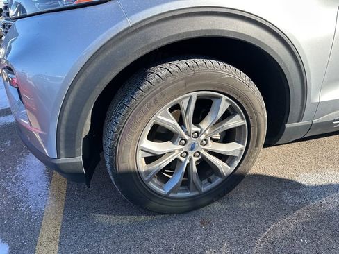 Used 2023 Ford Explorer Limited image 15