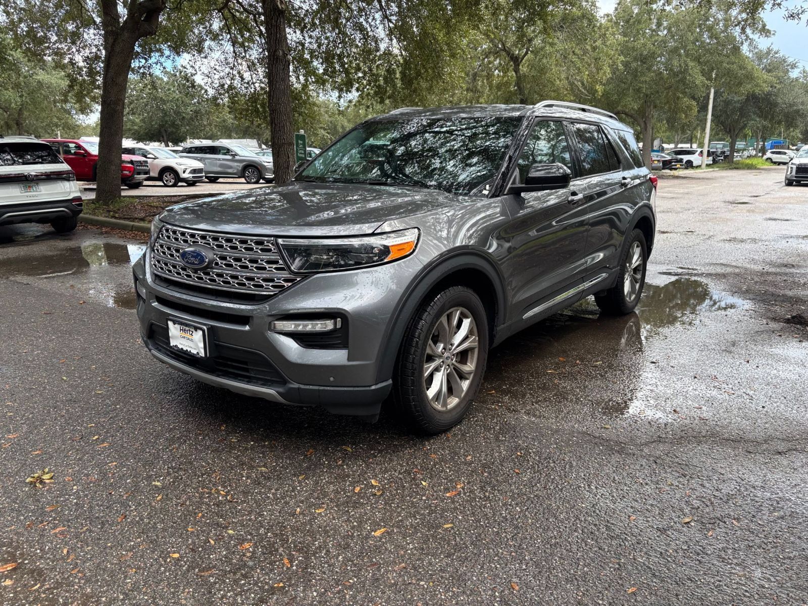 Used 2024 Ford Explorer Limited AWD/4WD image 4