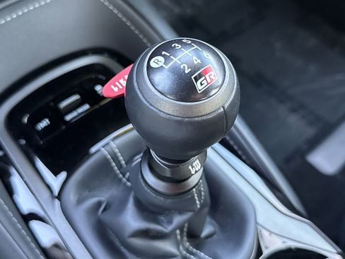 Used 2025 Toyota Corolla Premium image 18