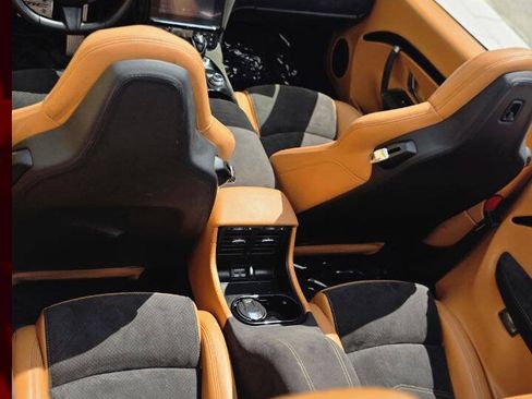 Used 2018 Maserati GranTurismo Sport RWD image 22