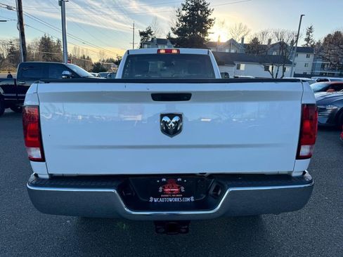 Used 2018 RAM 2500 Tradesman w/ Chrome Appearance Group image 4