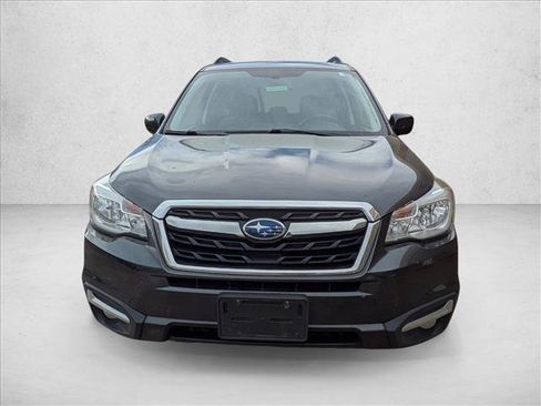 Used 2018 Subaru Forester 2.5i Limited image 2