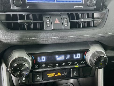 Used 2021 Toyota RAV4 XLE Premium AWD/4WD image 24