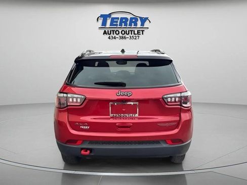 Used 2024 Jeep Compass Trailhawk image 6