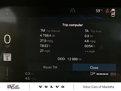 Used 2025 Volvo XC40 B5 Core image 11