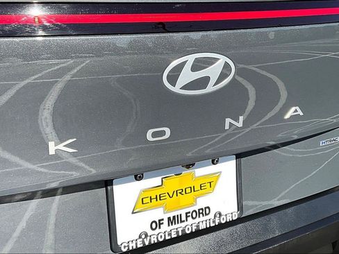 Used 2025 Hyundai Kona SEL image 24