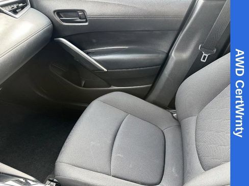 Used 2022 Toyota Corolla Cross LE AWD/4WD image 22