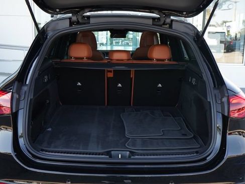 Certified 2026 Mercedes-Benz GLC 300 image 8