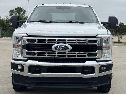 Used 2024 Ford F350 XLT w/ FX4 Off-Road Package AWD/4WD image 7
