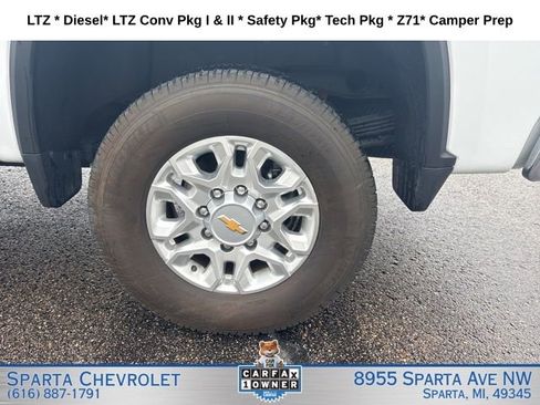 Used 2024 Chevrolet Silverado 2500 LTZ w/ LTZ Convenience Package image 26