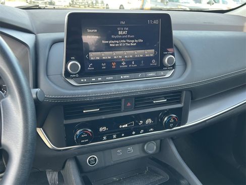 Certified 2023 Nissan Rogue SV image 9