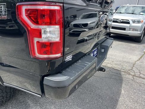 Used 2018 Ford F150 XLT w/ Equipment Group 302A Luxury AWD/4WD image 12