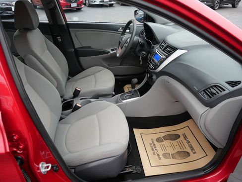 Used 2014 Hyundai Accent GS image 18